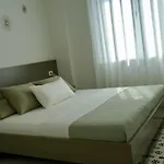 41 Velipojë