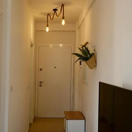 41 Apartamento Velipojë