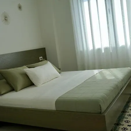 41 Velipojë