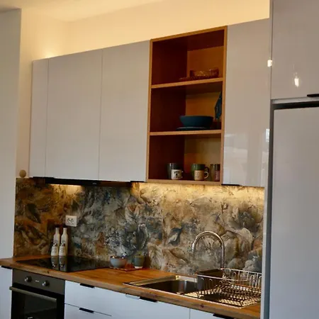 Appartement 41 *