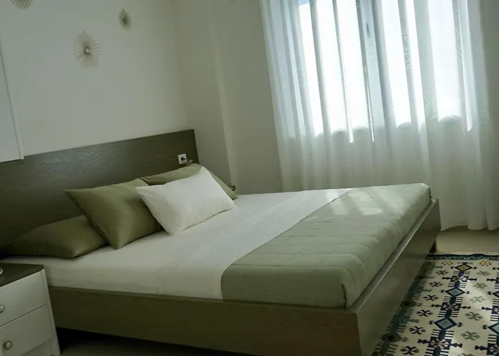 41 Velipojë
